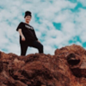 Meet your Posher, Thomas